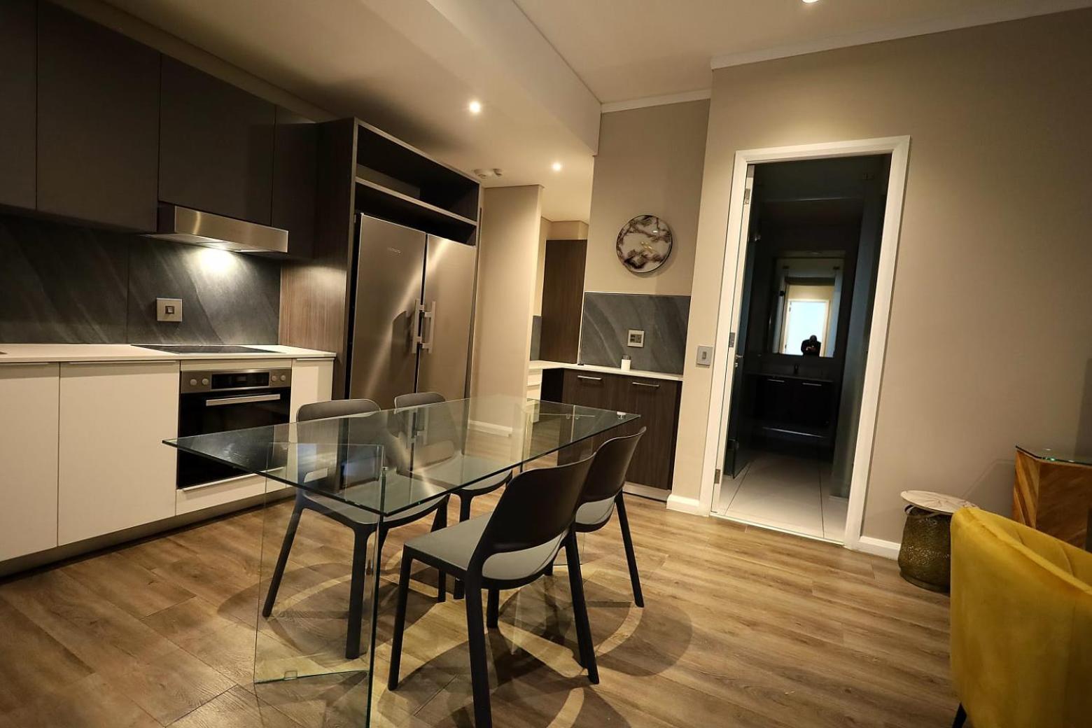 Menlyn Maine Luxury Rentals Pretoria-Noord Dış mekan fotoğraf