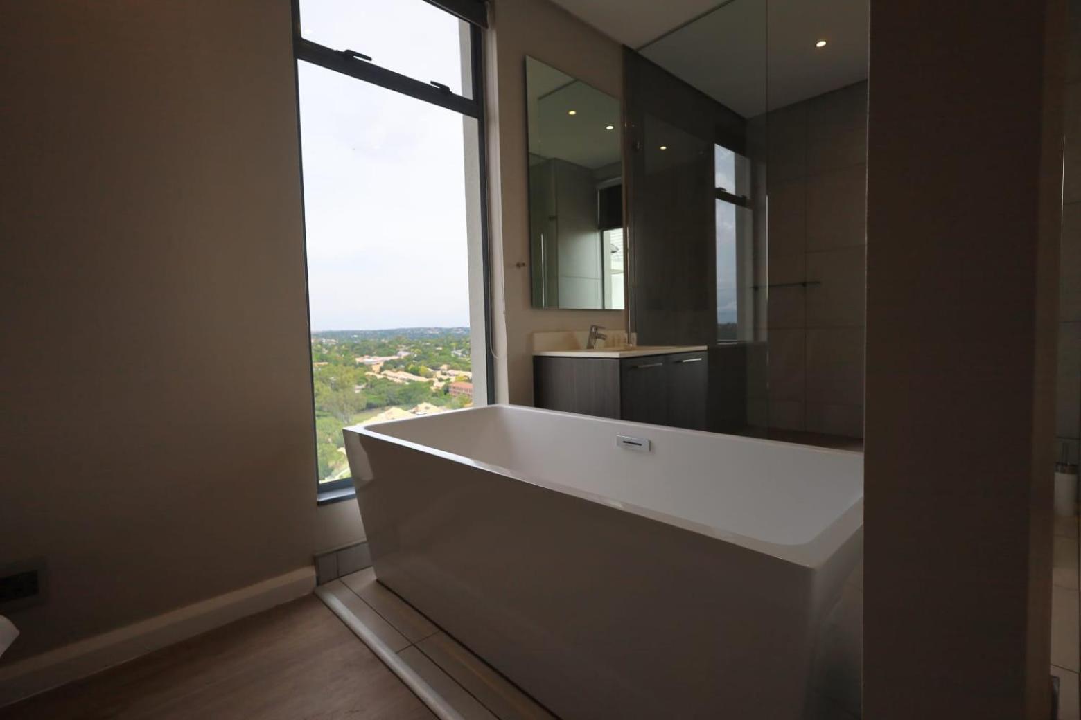 Menlyn Maine Luxury Rentals Pretoria-Noord Dış mekan fotoğraf